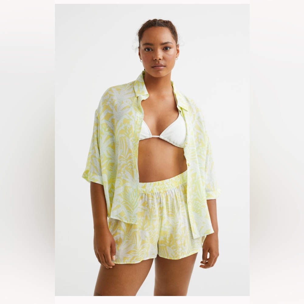H&M Matching Button Down Short Sleeve / Shorts Set - image 1